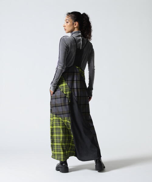 AULA AILA(アウラアイラ)の「AULA AILA(アウラ アイラ)別注チェックジャンパースカート(ワンピース・レディース・イエロー/ブラック・0)」の15枚目の写真