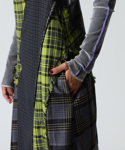 AULA AILA(アウラアイラ)の「AULA AILA(アウラ アイラ)別注チェックジャンパースカート(ワンピース・レディース・イエロー/ブラック・0)」の20枚目の写真