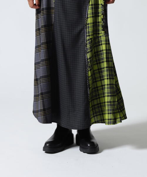 AULA AILA(アウラアイラ)の「AULA AILA(アウラ アイラ)別注チェックジャンパースカート(ワンピース・レディース・イエロー/ブラック・0)」の22枚目の写真