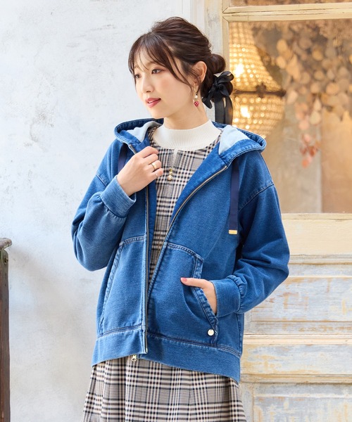 Rose Tiara（ローズティアラ）の「デニムライクジップアップパーカー（パーカー・レディース・ネイビー・38/42/46）」の3枚目の写真