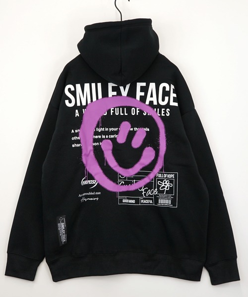 SMILEY FACE(スマイリーフェイス)の「【GROOVY STORE】SMILEY FACE 裏起毛ビッグサイズスプルオーバーパーカー(パーカー・メンズ・ブラック/ホワイト/スミクロ/インディゴブルー・LL/M/L)」の3枚目の写真