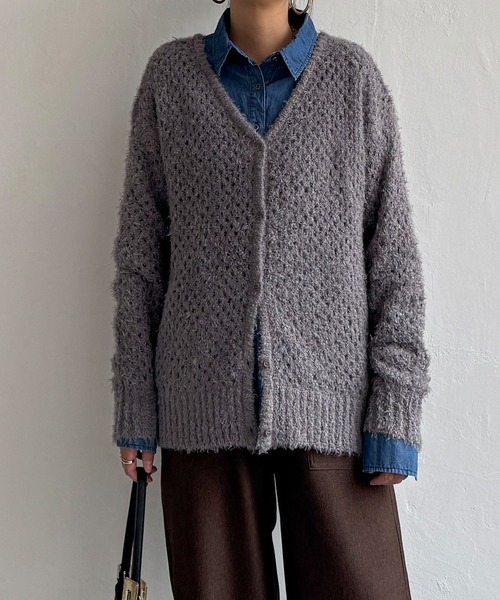 LBC（エルビーシー）の「フェザーメッシュカーディガン（カーディガン/ボレロ・レディース・オフホワイト/ブルー/ライトカーキ/チャコール・M）」の5枚目の写真