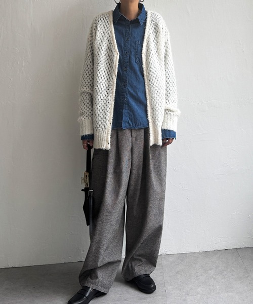 LBC（エルビーシー）の「フェザーメッシュカーディガン（カーディガン/ボレロ・レディース・オフホワイト/ブルー/ライトカーキ/チャコール・M）」の6枚目の写真