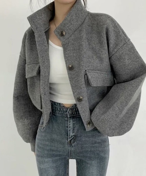 SPIGA(スピーガ)の「スタンドカラーショート丈ジャケット(その他アウター・レディース・アイボリー/ブラック/グレー・MEDIUM/LARGE/X-LARGE)」の6枚目の写真