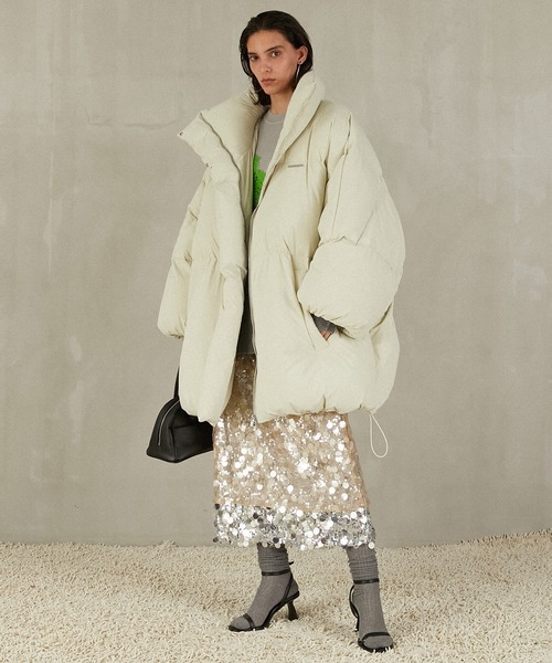 PRANK PROJECT（プランクプロジェクト）の「ポンチョダウン / Poncho Down（ダウンジャケット/コート・レディース・ブラック/アイボリー・FREE）」の5枚目の写真