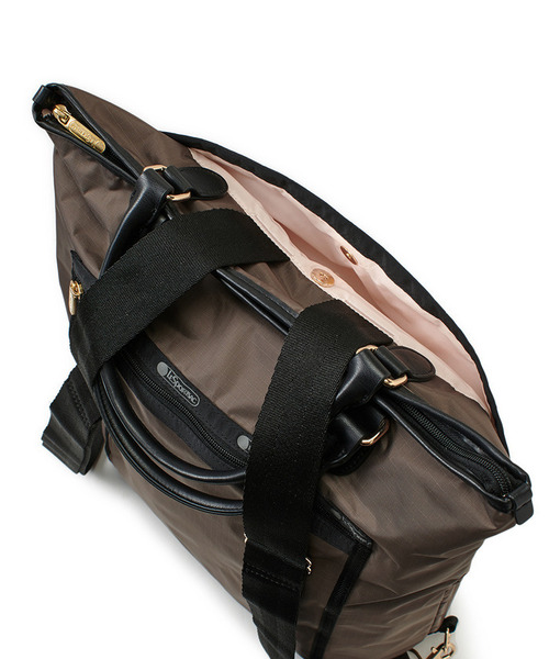 LeSportsac(レスポートサック)の「EVERYDAY TH CITY BKPK アップタウンダークチョコ/ブラック(バックパック/リュック・レディース・ブラウン・FREE)」の8枚目の写真