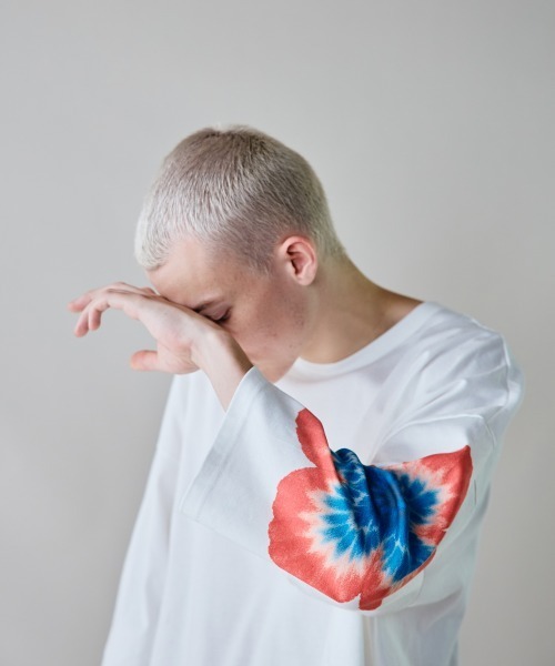 rehacer(レアセル)の「rehacer : Bloom Dye Sleeve CS / ブルームダイ スリーブカットソー(Tシャツ/カットソー・メンズ・ホワイト/ブラック・SMALL/MEDIUM/LARGE/X-LARGE)」の3枚目の写真