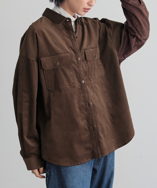 for/c(フォーシー)の「コーデュロイシャツ【サスティナブル】(シャツ/ブラウス・レディース・アイボリー/チャコール/ブラウン・M/L)」の3枚目の写真
