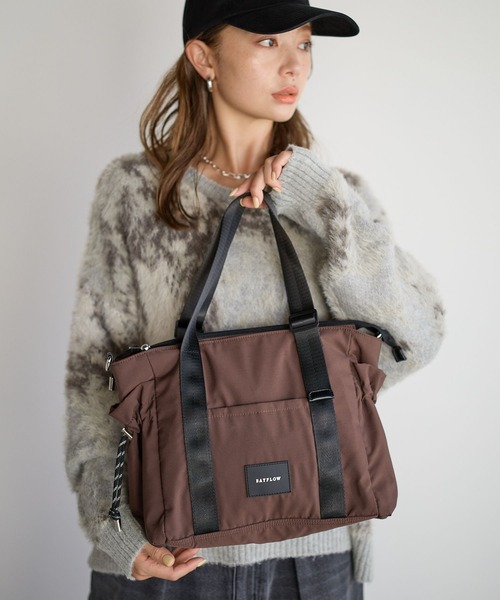 BAYFLOW（ベイフロー）の「撥水アジャスタースクエアトート（トートバッグ・レディース・ブラウン/グレー/ブラック・FREE）」の8枚目の写真