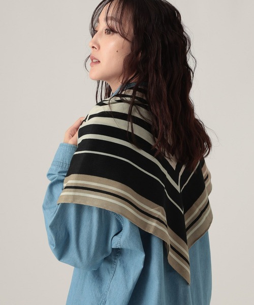 Elura（エルーラ）の「マルチプリント大判スカーフ/610588（ストール/ショール・レディース・ブラウン系その他2/ブルー/ブルー系その他2/ブラック・FREE）」の16枚目の写真