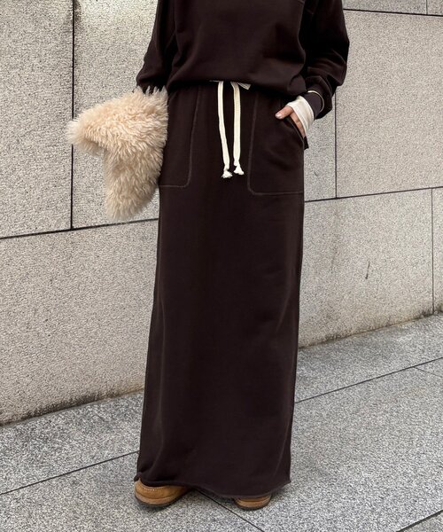 DouDou(ドゥドゥ)の「【インフルエンサーOKOCHI企画】裏毛タイトスカート(スカート・レディース・ブラウン/グレー・FREE/TM)」の1枚目の写真