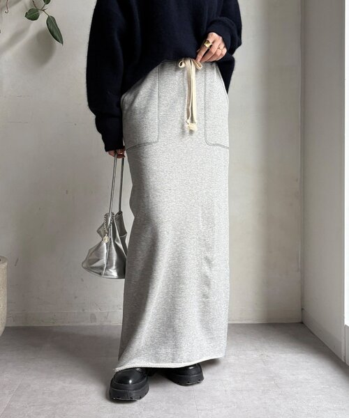 DouDou(ドゥドゥ)の「【インフルエンサーOKOCHI企画】裏毛タイトスカート(スカート・レディース・ブラウン/グレー・FREE/TM)」の13枚目の写真