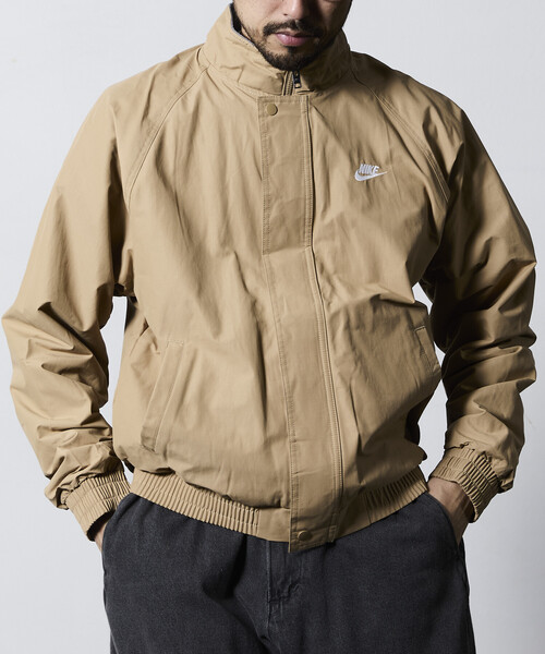 NIKE（ナイキ）の「限定展開 NIKE/ナイキ ナイキ クラブ フューチュラ メンズジャケット / FZ0657（ブルゾン・メンズ・ブラック/ベージュ/ネイビー・LARGE/XX-LARGE/X-LARGE/MEDIUM）」の19枚目の写真