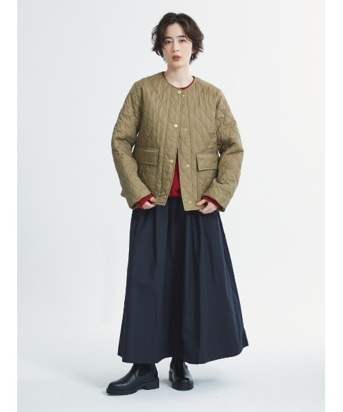 Barbour（バブアー）の「Paige ノーカラー キルティング ジャケット（レディース）（ノーカラージャケット・レディース・ブラウン/ブラック・SMALL/MEDIUM/LARGE）」の3枚目の写真