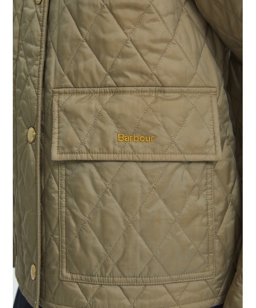 Barbour（バブアー）の「Paige ノーカラー キルティング ジャケット（レディース）（ノーカラージャケット・レディース・ブラウン/ブラック・SMALL/MEDIUM/LARGE）」の11枚目の写真