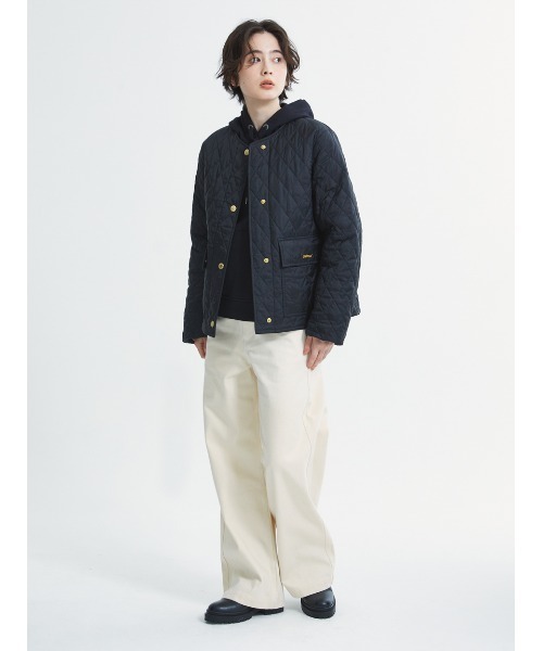 Barbour（バブアー）の「Paige ノーカラー キルティング ジャケット（レディース）（ノーカラージャケット・レディース・ブラウン/ブラック・SMALL/MEDIUM/LARGE）」の16枚目の写真