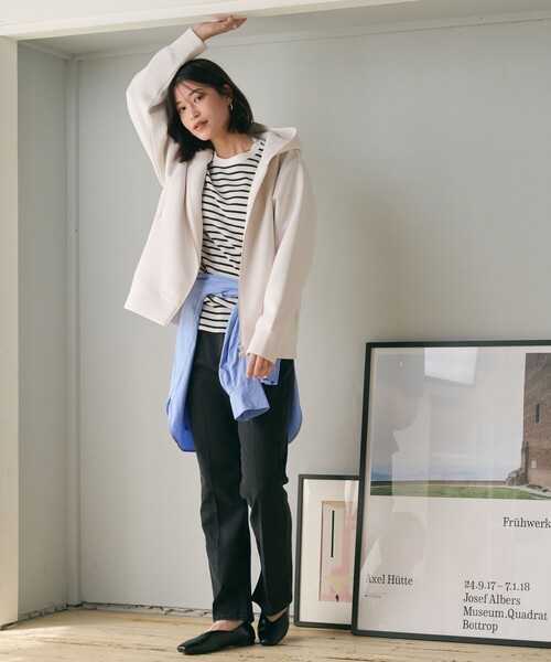 green label relaxing(グリーンレーベルリラクシング)の「【WEB限定】<at ease>ダンボール ジップ フーディ―(パーカー・レディース・ナチュラル/ダークグレー/モカ・FREE)」の12枚目の写真