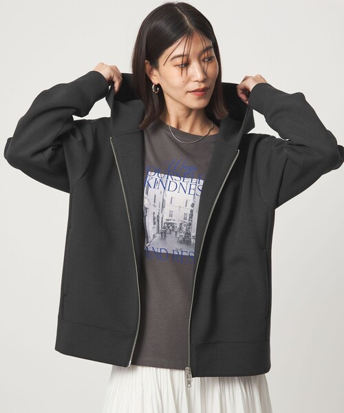 green label relaxing(グリーンレーベルリラクシング)の「【WEB限定】<at ease>ダンボール ジップ フーディ―(パーカー・レディース・ナチュラル/ダークグレー/モカ・FREE)」の22枚目の写真