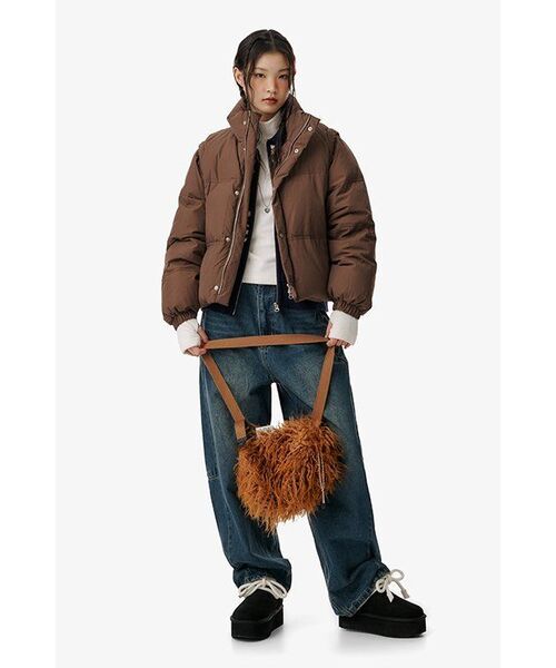AVANDRESS(アバンドレス )の「Dart Tapered Pants GREEN BLUE(デニムパンツ・レディース・エメラルドブルー・SMALL/MEDIUM/LARGE/X-SMALL/XX-SMALL)」の8枚目の写真
