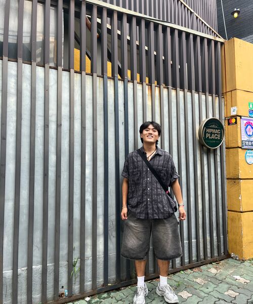 DIMITRI BLACK(ディミトリブラック)の「バイオウォッシングカーペンターバミューダデニムパンツ_グレー(その他パンツ・レディース・その他・MEDIUM/LARGE/X-LARGE/XX-LARGE/SMALL)」の18枚目の写真