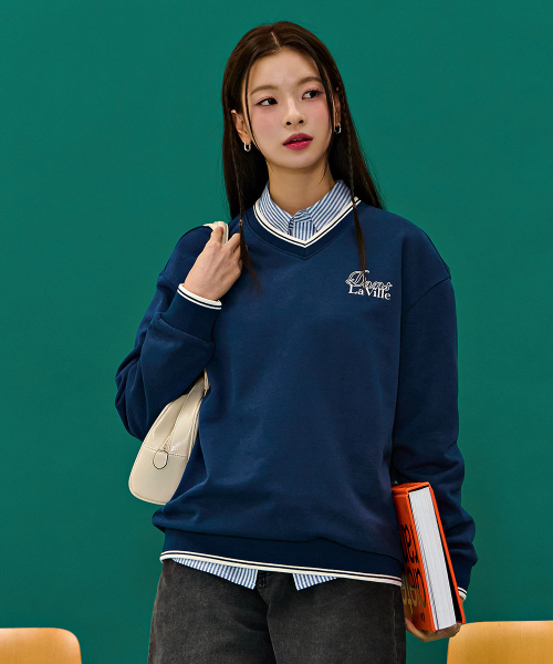 CHASECULT(チェイスカルト)の「レディース ティップ配色VネックスウェットTシャツ-ネイビー(スウェット・レディース・ネイビー・90/85)」の1枚目の写真