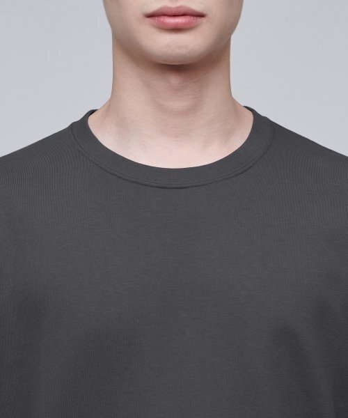 MUSINSA STANDARD（ムシンサスタンダード）の「ベーシック長袖Tシャツ[ガンメタル]（Tシャツ/カットソー・メンズ・その他・SMALL/MEDIUM/LARGE/X-LARGE/XX-LARGE/XXX-LARGE）」の5枚目の写真