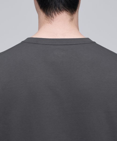 MUSINSA STANDARD（ムシンサスタンダード）の「ベーシック長袖Tシャツ[ガンメタル]（Tシャツ/カットソー・メンズ・その他・SMALL/MEDIUM/LARGE/X-LARGE/XX-LARGE/XXX-LARGE）」の4枚目の写真