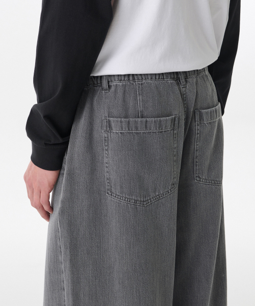 MUSINSA STANDARD（ムシンサスタンダード）の「リネンライクバルーンデニムパンツ[グレー]（デニムパンツ・メンズ・その他・34/36/38/40/42/26/28/30/32）」の5枚目の写真
