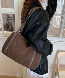 大容量 レトロショルダーバッグ