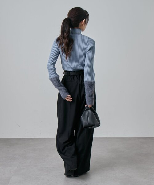 Lui's（ルイス）の「袖フェザーリブタートルニット（Tシャツ/カットソー・レディース・オフホワイト/グレー/グレー系その他/ブラック・FREE）」の15枚目の写真