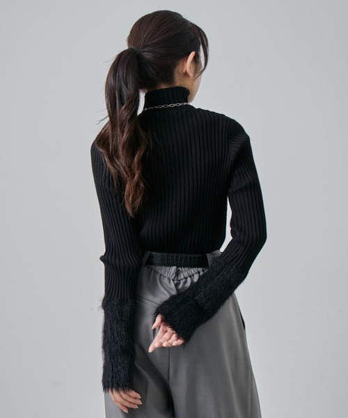 Lui's（ルイス）の「袖フェザーリブタートルニット（Tシャツ/カットソー・レディース・オフホワイト/グレー/グレー系その他/ブラック・FREE）」の21枚目の写真