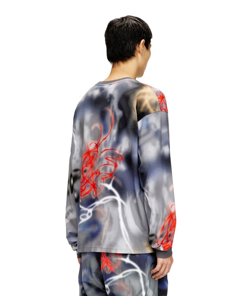 DIESEL(ディーゼル)の「メンズ 長袖Tシャツ T-BOXT-LS-V4(Tシャツ/カットソー・メンズ・ブラック系その他・LARGE/MEDIUM/SMALL/X-LARGE/X-SMALL/XX-LARGE/XXX-LARGE)」の3枚目の写真