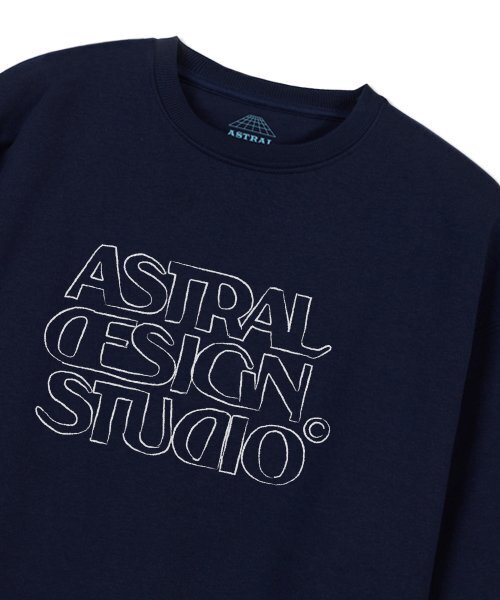 ASTRAL PROJECTION(アストラルプロジェクション)の「アストラルデザインスタジオ2 オーバーサイズスウェットシャツ_ネイビー(スウェット・メンズ・その他・LARGE/MEDIUM/X-LARGE/XX-LARGE)」の3枚目の写真