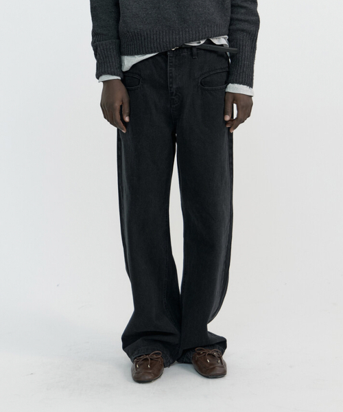 WINDER(ワインダー)の「ELLIPSE DENIM PANTS - WASHED BLACK(デニムパンツ・メンズ・その他・MEDIUM/LARGE)」の1枚目の写真
