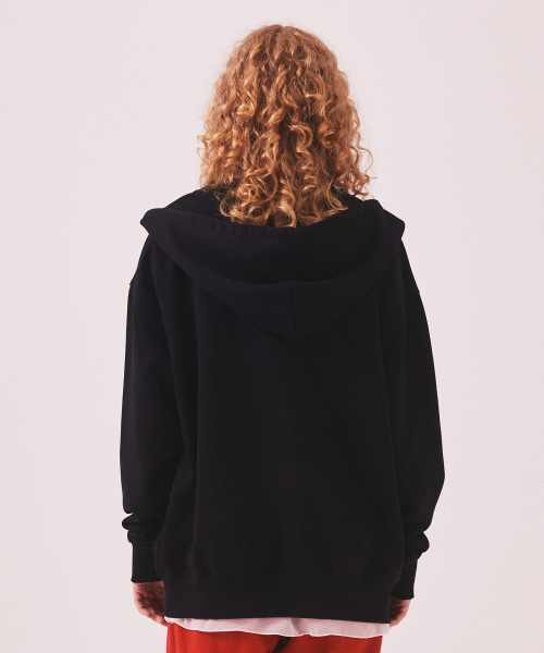 MENASOO（ミナス）の「Menasoo Applique Two Way Hoodie Zip Up_Black（パーカー・レディース・ブラック・MEDIUM/LARGE）」の3枚目の写真