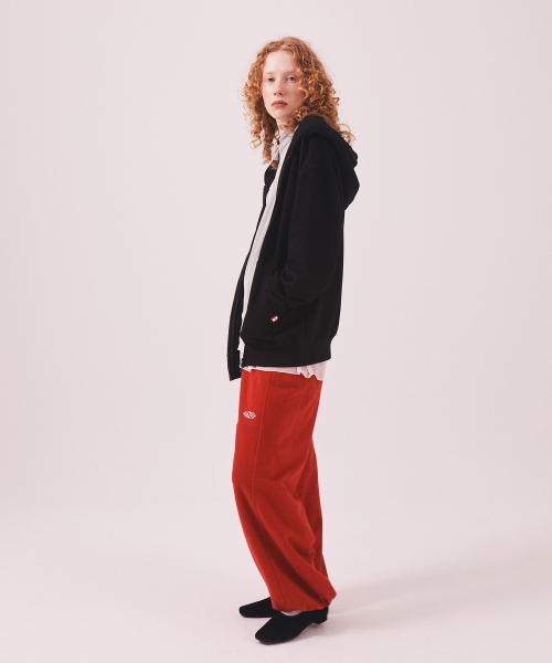 MENASOO（ミナス）の「Menasoo Applique Two Way Hoodie Zip Up_Black（パーカー・レディース・ブラック・MEDIUM/LARGE）」の9枚目の写真