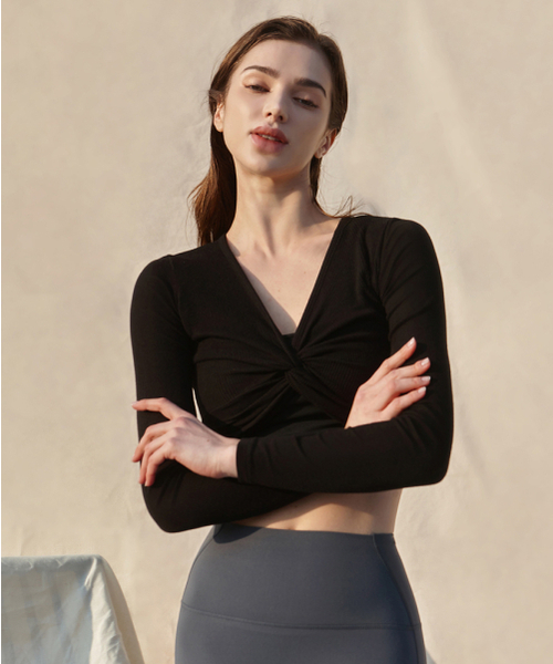 DEVIWEAR(デヴィウェア)の「ポイントツイストクロップトップ DEVI-T0078-ブラック(Tシャツ/カットソー・レディース・その他・FREE)」の5枚目の写真