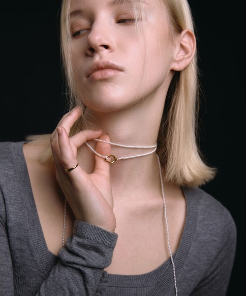 CENE（セネ）の「【CENE】セネ/マルチWAYロングパールチョーカー（ネックレス・レディース・ゴールド/シルバー・FREE）」の4枚目の写真