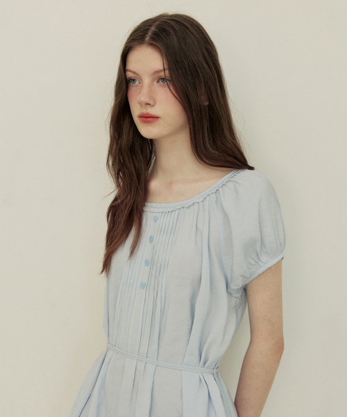 ADAUL（アダウル）の「Front pintuck vintage lace mini dress - blue（ワンピース・レディース・ブルー・FREE）」の4枚目の写真