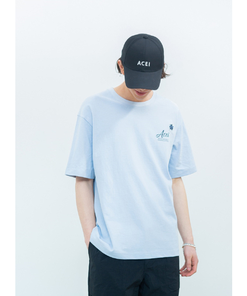 ACEI(アセイ)の「エンブレムロゴTシャツライトブルー(Tシャツ/カットソー・メンズ・その他・MEDIUM/LARGE)」の1枚目の写真