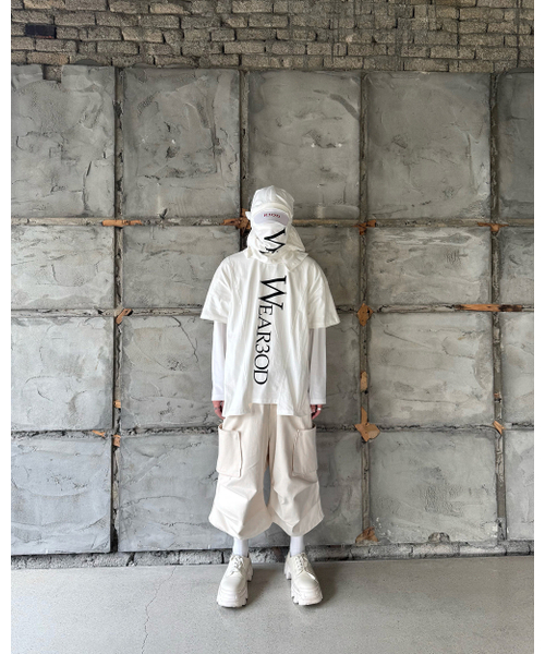 ROARINGRAD(ロアリングラド)の「切り替えオーバーTシャツホワイト(Tシャツ/カットソー・レディース・その他・MEDIUM/LARGE)」の2枚目の写真