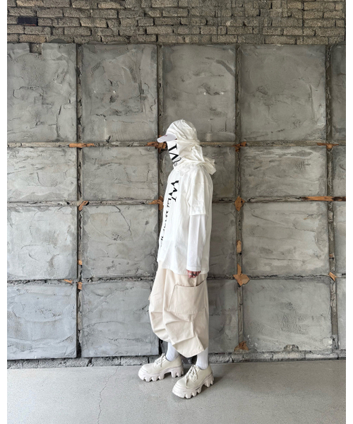 ROARINGRAD(ロアリングラド)の「切り替えオーバーTシャツホワイト(Tシャツ/カットソー・レディース・その他・MEDIUM/LARGE)」の3枚目の写真