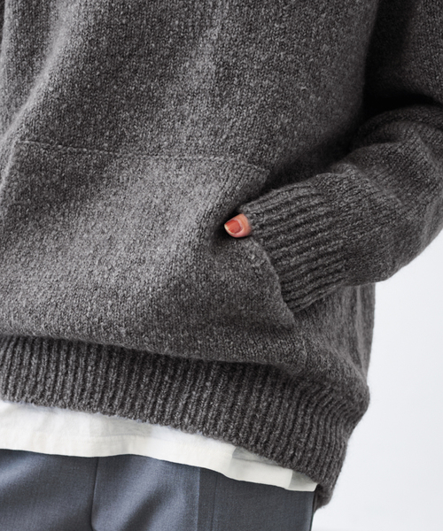 FRAMeWORK（フレームワーク）の「カンガルーポケットプルオーバー（ニット/セーター・レディース・ホワイト/ブラック/グレー・FREE）」の11枚目の写真