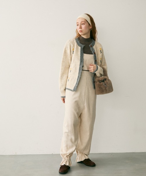 Crisp（クリスプ）の「バイカラーフラワーニットカーディガン（カーディガン/ボレロ・レディース・アイボリー/ブルー・FREE）」の4枚目の写真