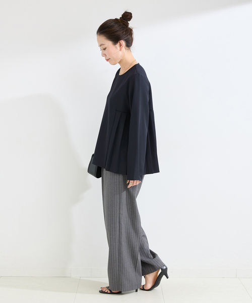 B.C STOCK（ベーセーストック）の「手洗い可 / 切り替えプリーツブラウス（シャツ/ブラウス・レディース・ネイビー/ベージュ・SMALL/MEDIUM）」の12枚目の写真