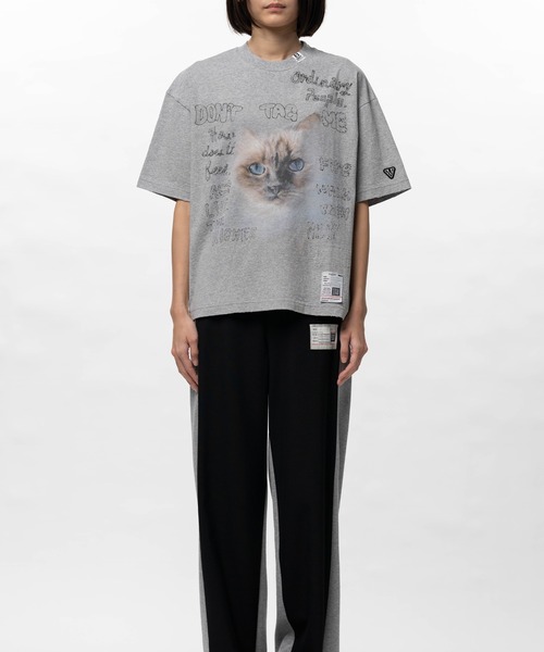 Maison MIHARA YASUHIRO（メゾンミハラヤスヒロ）の「Cat Printed T-shirt（Tシャツ/カットソー・レディース・グレー/ブラック/ホワイト・40/38/36）」の6枚目の写真