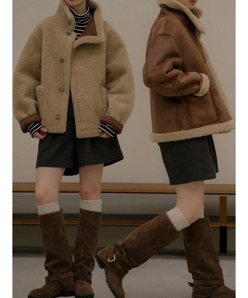 KNOWNBETTER（ノウンベター）の「Reversible tab-button shearling jacket [KNFW05JP03]_[2color]（その他アウター・レディース・ブラック/ダークブラウン・FREE）」の3枚目の写真