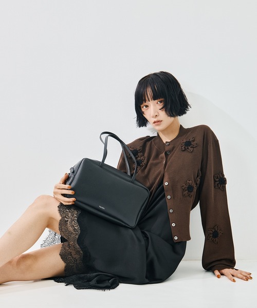 YAHKI（ヤーキ）の「【YAHKI/ヤーキ】《STUDIOUS別注復刻》YH-772/シュリンクレザーボストンバッグ（ボストンバッグ・レディース・ブラック・FREE）」の19枚目の写真