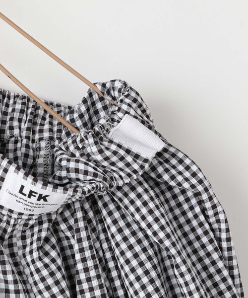 LOWRYS FARM（ローリーズファーム）の「ギンガムバルーンパンツ　640738（その他パンツ・キッズ・ブルー/ブラック/レッド・150cm/140cm/130cm/120cm/110cm）」の14枚目の写真