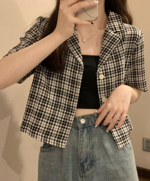 SHEPP(シープ)の「【26年春夏新作】チェック柄オープンカラークロップドシャツ(シャツ/ブラウス・レディース・ブラック/グリーン/レッド・L/M)」の8枚目の写真